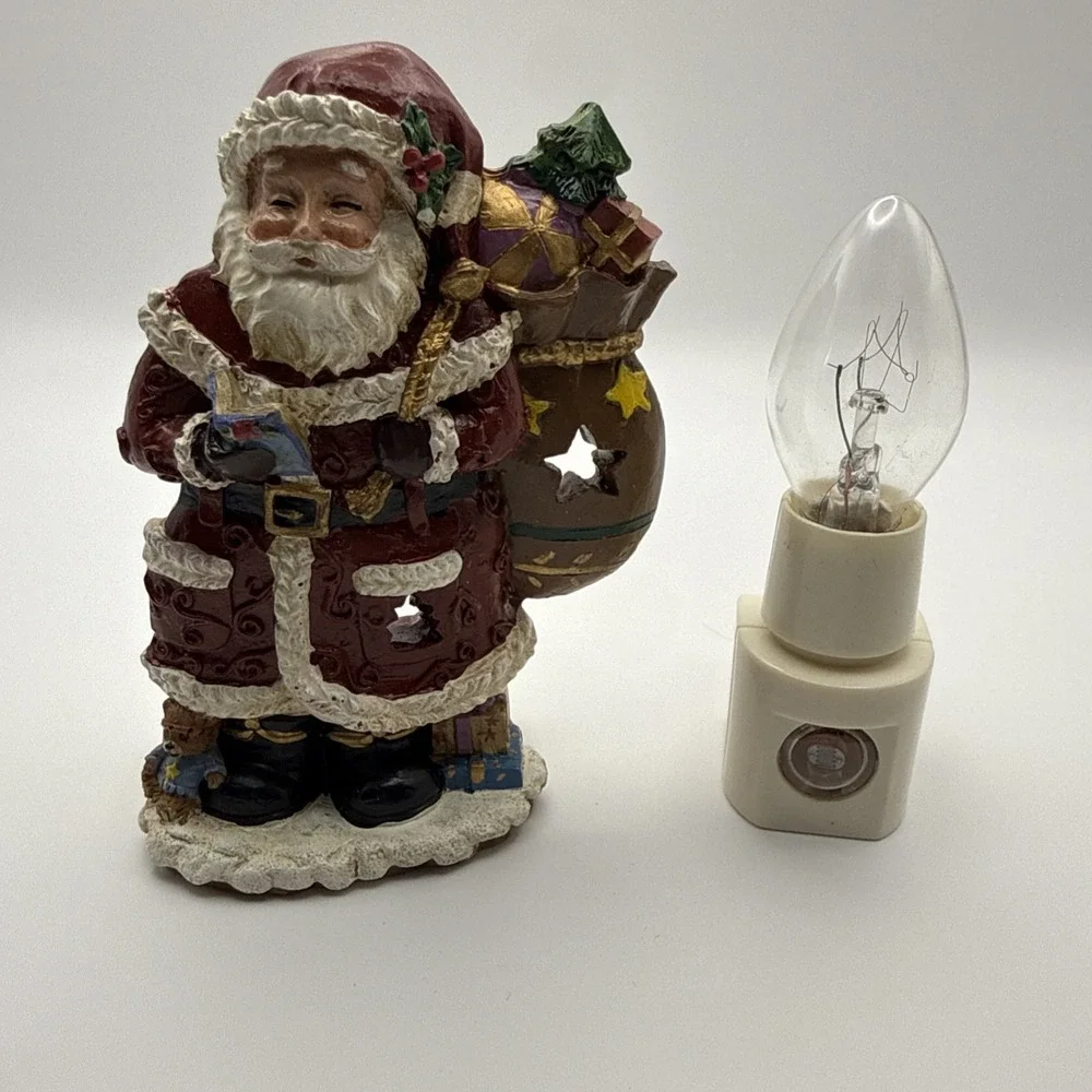 Vintage Santa Claus Christmas Plug In Night Light Resin Holiday Decor Works
